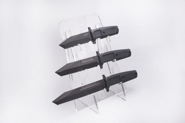 THREE KNIVES DISPLAY