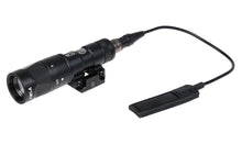 Load image into Gallery viewer, LINTERNA TÁCTICA M300W 120 LUMENS ELEMENT
